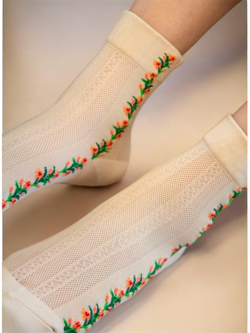 Women's Crew Socks - See Through Mesh Romantic Flower One Size